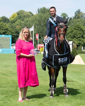 Bateman rides his pocket rocket to SEIB Winter Novice victory